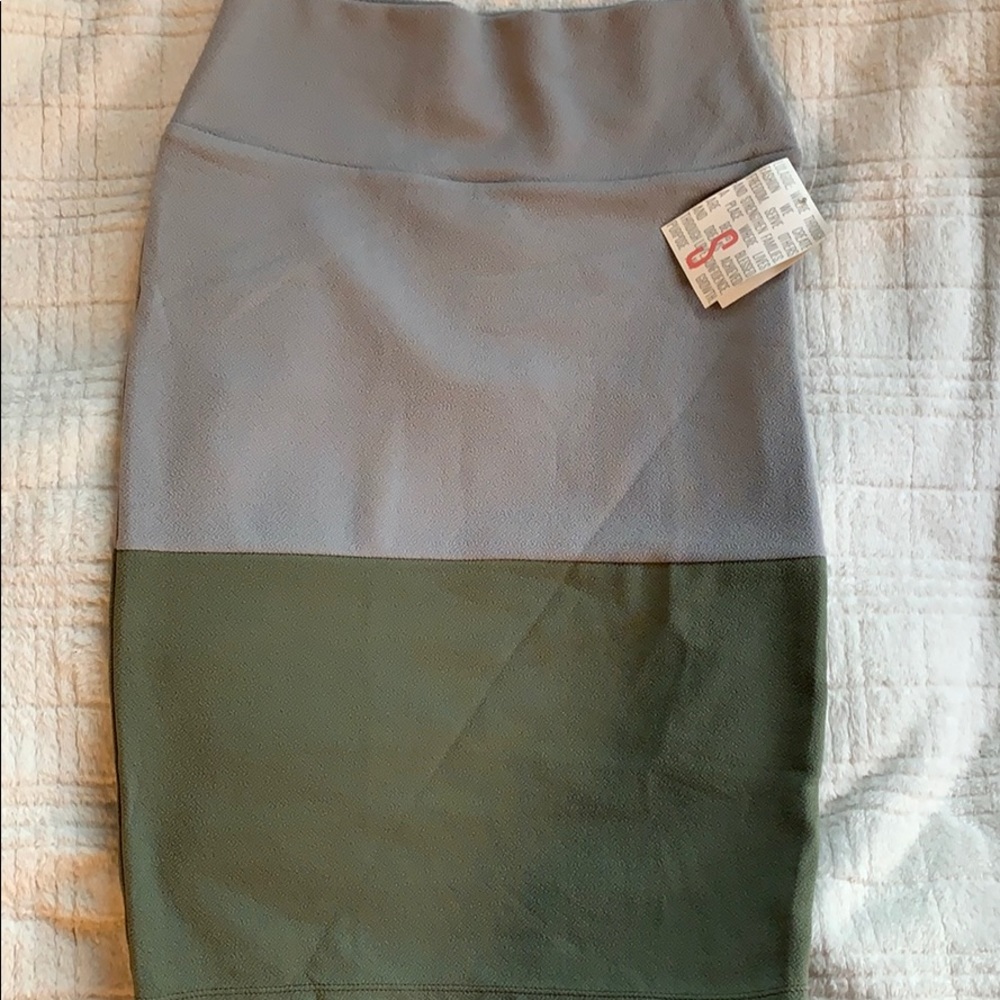 Lularoe Cassie skirt